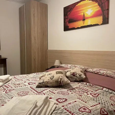 Hotel Americana Serina (Lombardy)